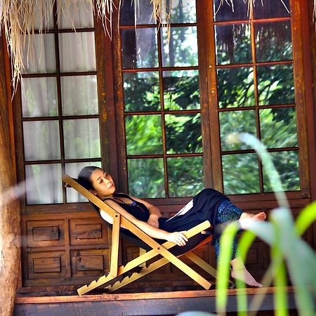 Hotel Athreya Ayurveda Ashram à Habarana Extérieur photo